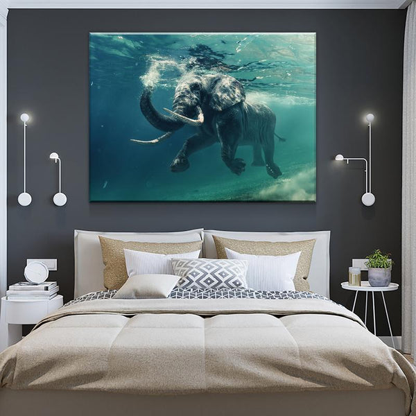 Elephant Under Water Canvas Set